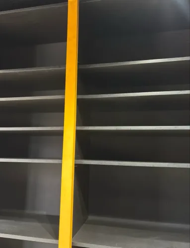 Prateleira para comércio