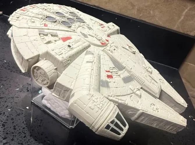 Nave Miniatura Millennium Falcon Star Wars Coleção Hasbro 2015 Original 25cm Modelo B3075