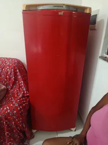 Vendo geladeira
