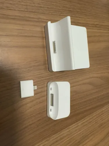 Kit Apple Original Dock iPod/iPad + Adaptador Lightning + 2 Cabos