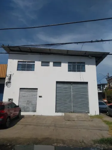 Galpao comercial de esquina no Japiim - 329 m2 - aluguel