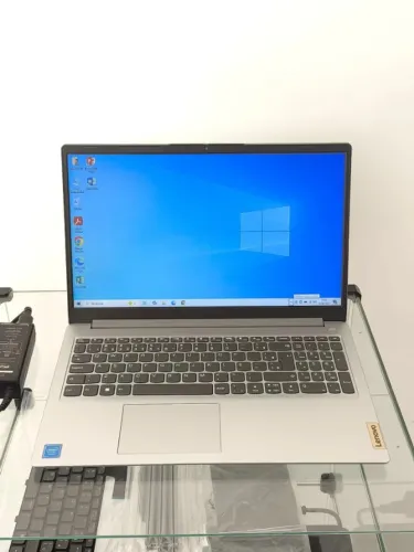 Notebook Lenovo IdeaPad 1 | Celeron N4020 | 4GB | 128GB SSD | UHD 600 | 15.6"