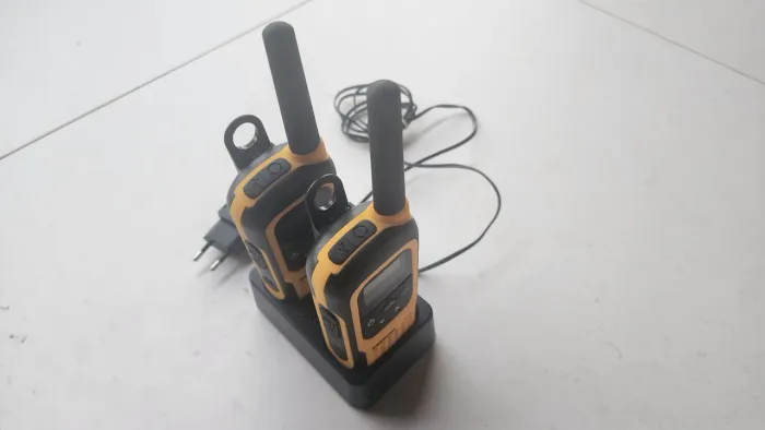 RC4100 Intelbras Rádio Comunicador Walkie Talkie