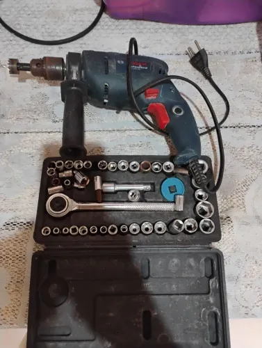 Furadeira Bosch e ki chaves catraca