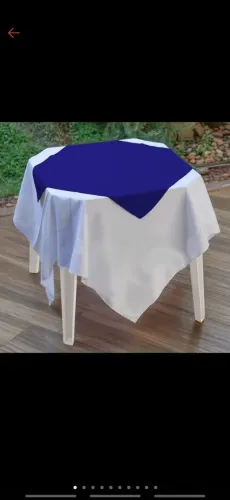 Mesa e cadeiras 