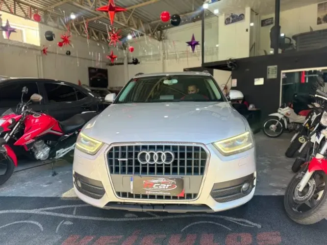 Audi Q3 2.0 TFSI Quat. 170/180cv S-tronic 5P 2013