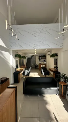 Salão Completo + Mezanino para Expansão | Estrutura Pronta | Jardim Camburi
