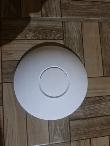access point Ubiquiti UniFi UAP-AC-LR