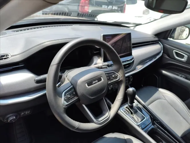 Jeep Compass Long. T270 1.3 TB 4X2 Flex AUT 2025