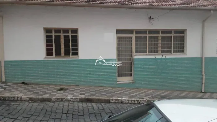 CASA A VENDA RESIDENCIAL OU COMERCIAL NO CENTRO DE JACAREI SP