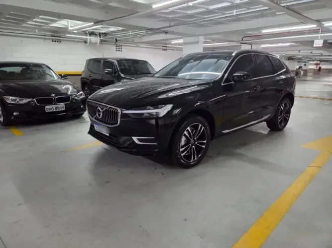 Volvo XC-60 XC 60 T-8 Híbrido Momentum 2.0 5P 2021