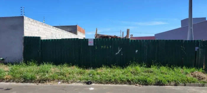 Terreno no bairro Nova Veneza.