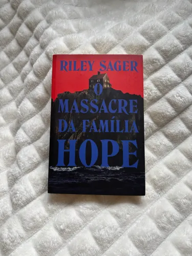 Massacre da Família Hope - Livro