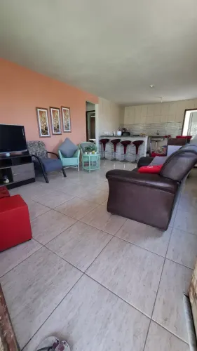 São Pedro da Aldeia - Vendo casa em condomínio vems