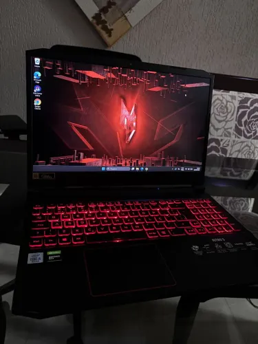 Acer Nitro 5 GTX 1650 Ti