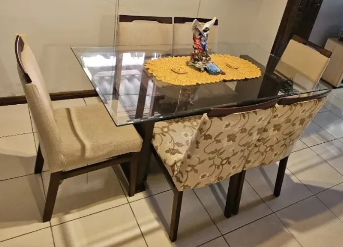 Mesa de Jantar quadrada