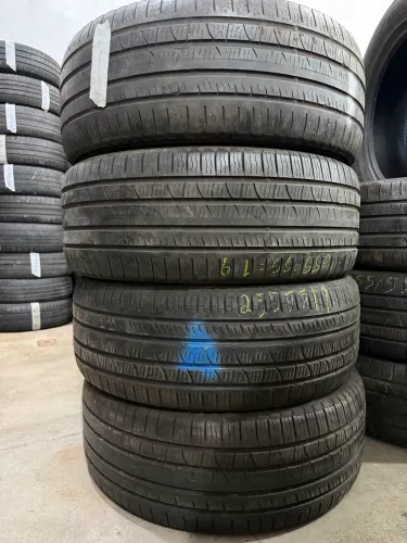 Pneus 255/55/19 marca Pirelii