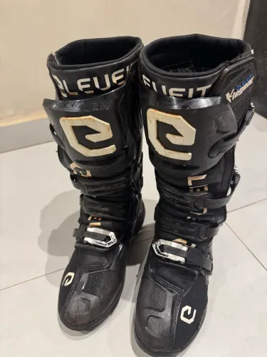 BOTA ELEVEIT X LEGEND TAM 41