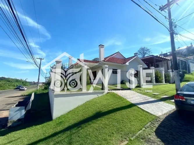 Casa de esquina no bairro Country, Belvedere - Santa Cruz do Sul (RS)