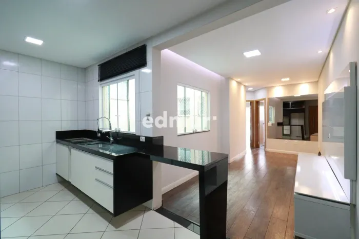 COBERTURA para VENDA E ALUGUEL com 110m² no bairro Vila Alzira com 2 quartos e 2 vagas. Sa