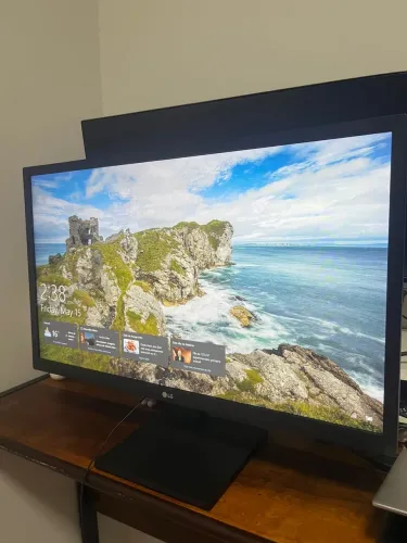 Monitor LG 24? Full HD - Ótimo Estado