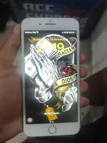 iPhone 8 plus ( semi novo )