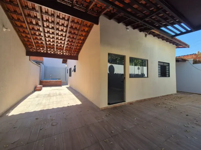 Casa com 3 quartos à venda, 116 m² por R$ 420.000 - Vila Ipiranga - Bauru/SP