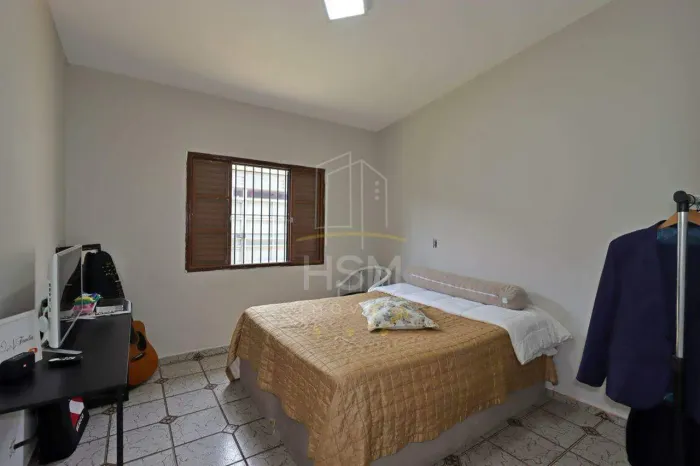 Vende Sobrado - 280m² - Vila Pires - Santo André/SP