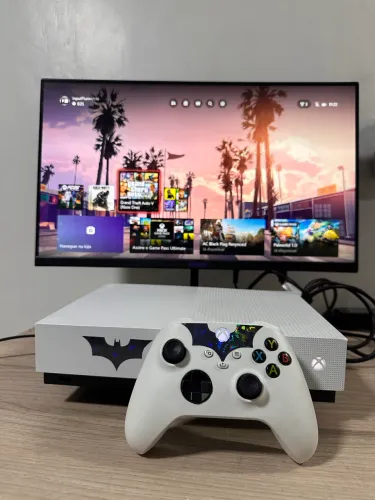 Xbox One S 1TB Mídia Digital + controle modelo series