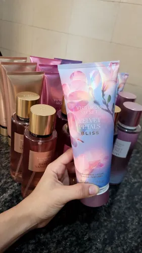 Hidratante Victoria's Secret Velvet Petals ORIGINAL