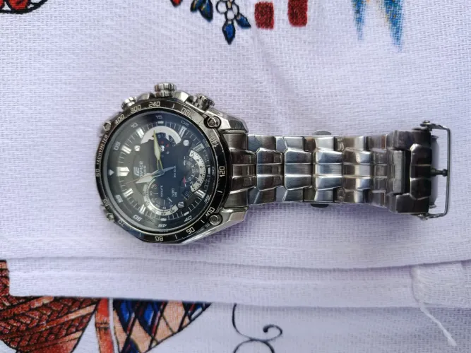 Relógio Edifice Casio todo funcional 3 bolas