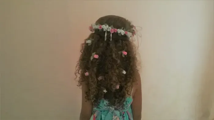 Kit 10 mini rosas com pérolas para cabelos