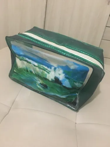 Necessarie bolsa de maquiagem / remédio