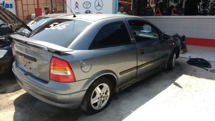 Astra 2001 2 Portas Retirada De Peças