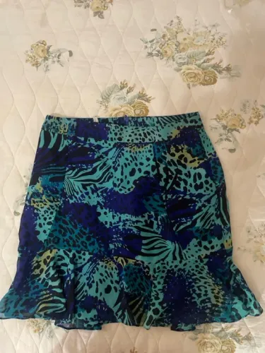Saia de Chiffon com babado na barra