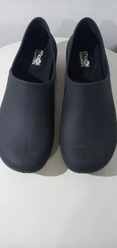 Sapato Maxi Confort( emborrachado) Tam. 38 ( Usado).