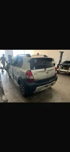 Sucata Etios Cross