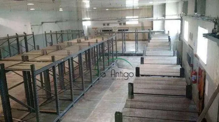 Galpão para alugar, 2143 m² por R$ 35.660,00/mês - Engenho de Dentro - Rio de Janeiro/RJ