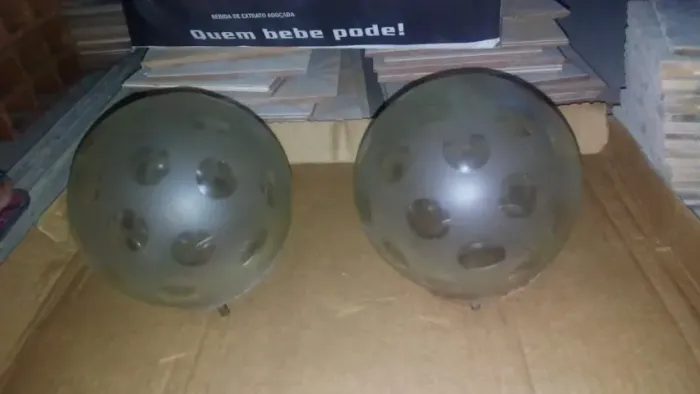 Pequena Cúpula Globo de Vidro Antigo Redondo com jateamento Fosco 