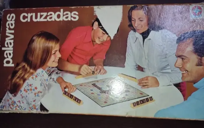 Brinquedo palavras cruzadas estrela completo