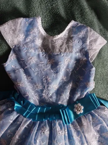 Lindo Vestido 3 a 4 anos Troco por fralda P ou M