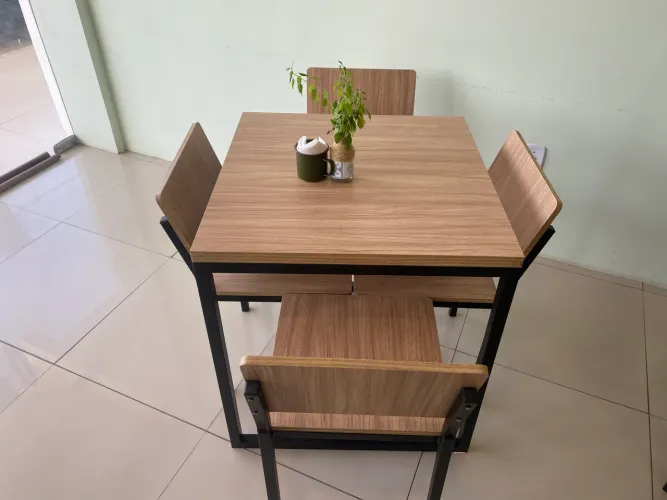 Mesa MDF metalon