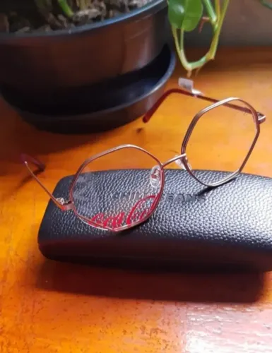 Óculos dourado NOVO Chilli Beans 