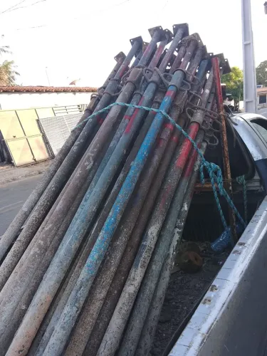 Locação de escoras e andaimes 
