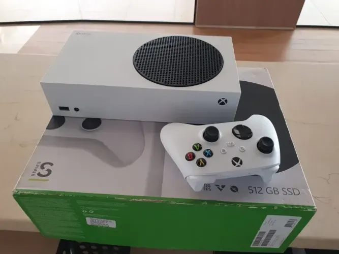 Xbox Series S 512gb + Jogos + GARANTIA DE 1 ANO ENTREGA GRATIS