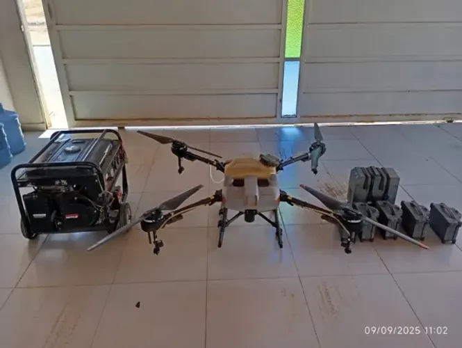 DRONE PULVERIZADOR AGRÍCOLA DJI AGRAS T 10