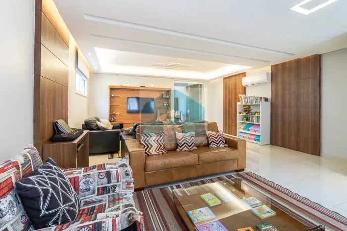 Condomínio de Casas Jardim Prudência à venda no com 307m².