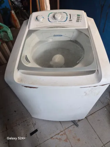 Máquina lavar 12kg Eletrolux