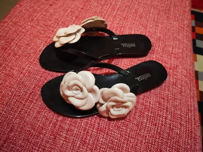 Melissa (Tamanho 33/34)