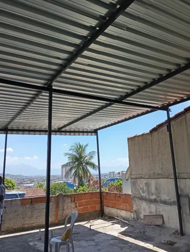 Cobertura metálica 